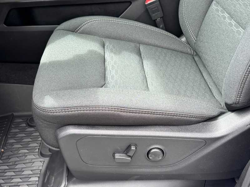 Ram 1500 Vehicle Image 29