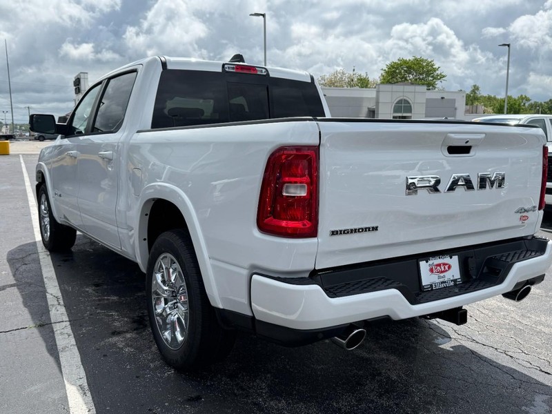 Ram 1500 Vehicle Image 04