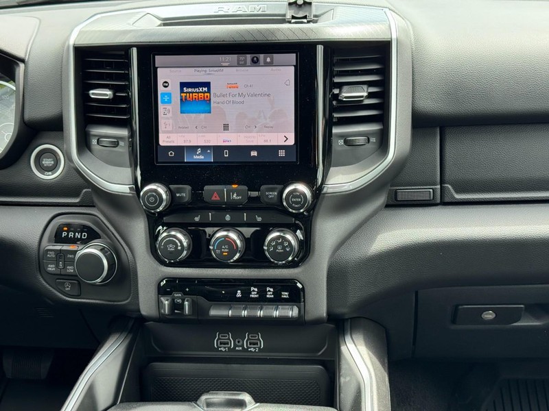 Ram 1500 Vehicle Image 20