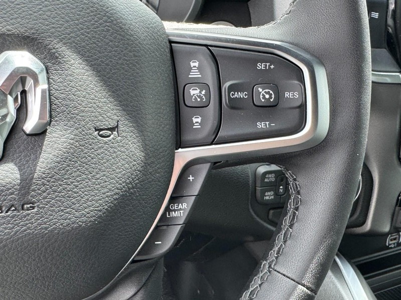 Ram 1500 Vehicle Image 25