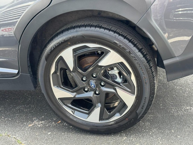 Subaru Crosstrek Vehicle Image 07