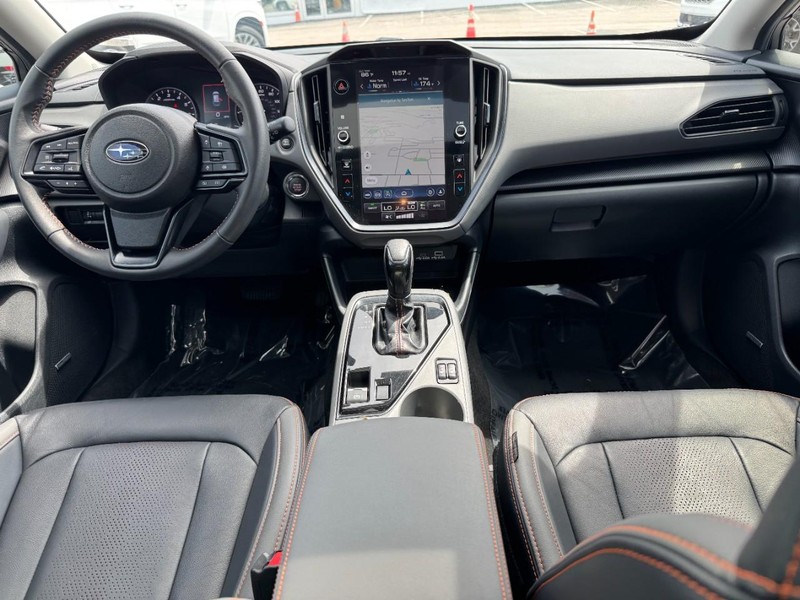 Subaru Crosstrek Vehicle Image 17