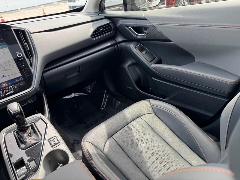Subaru Crosstrek Vehicle Image 21