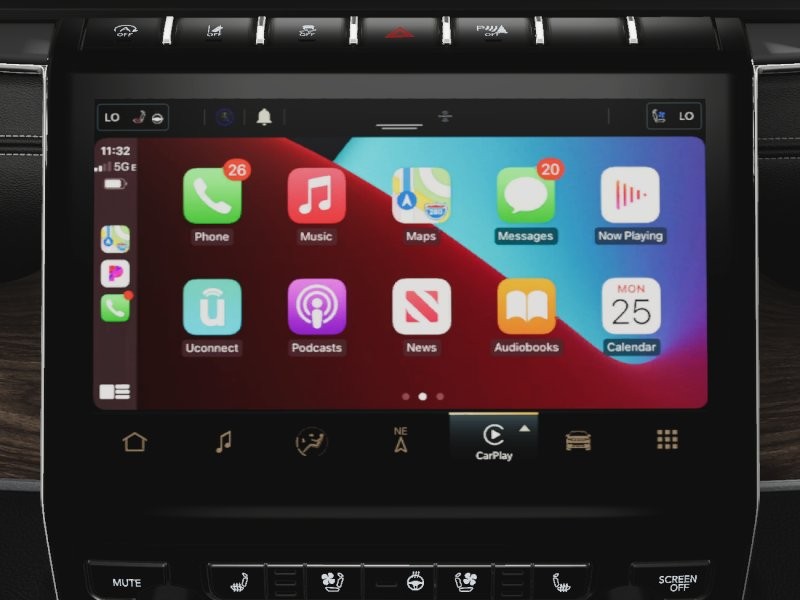 Jeep Grand Cherokee L Vehicle Image 26