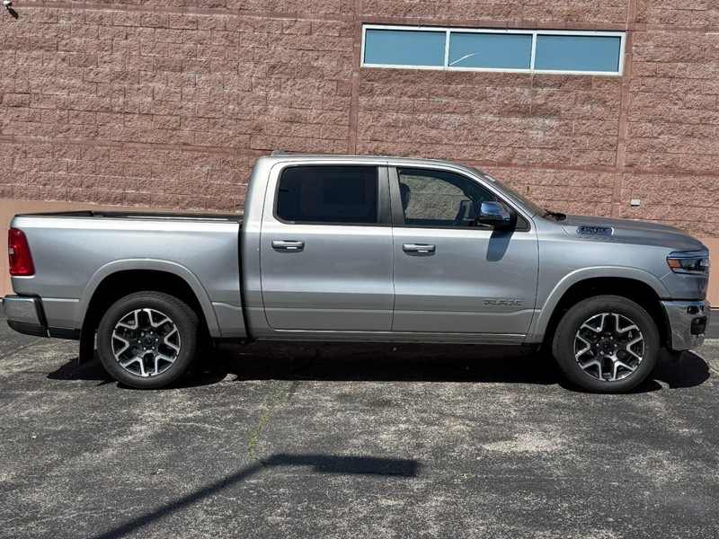 Ram 1500 Vehicle Image 02