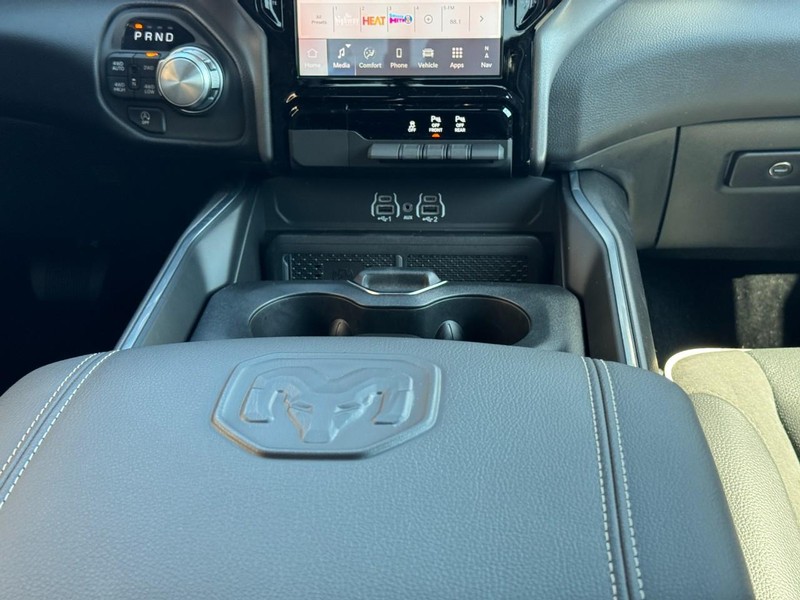 Ram 1500 Vehicle Image 19
