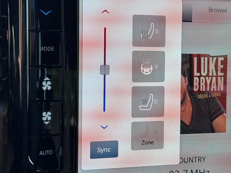 Ram 1500 Vehicle Image 27