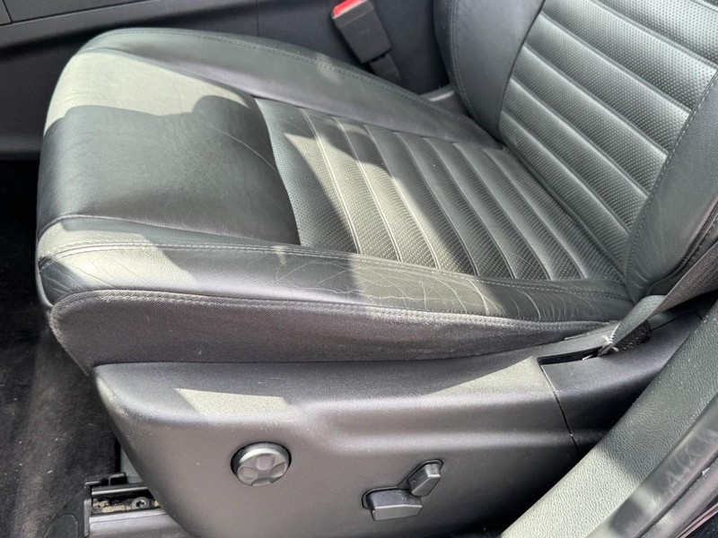 Jeep Grand Cherokee Vehicle Image 31