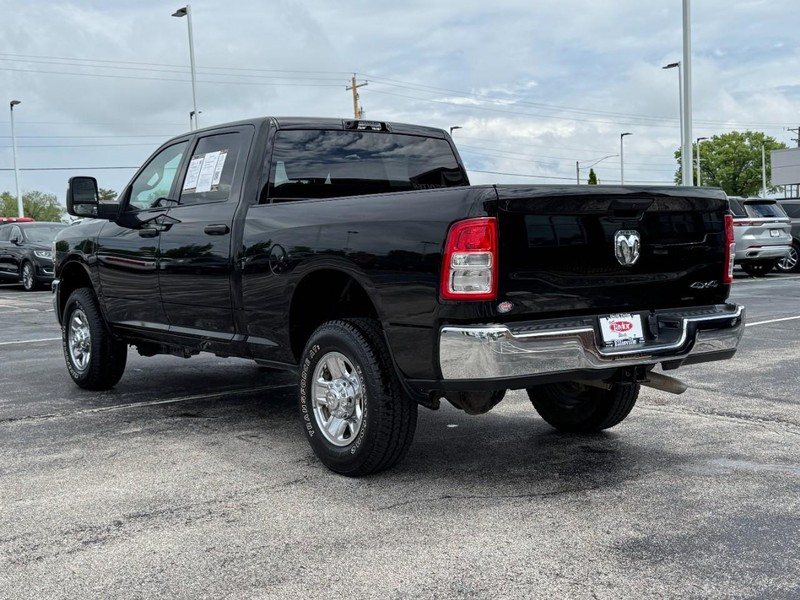 Ram 3500 Vehicle Image 04