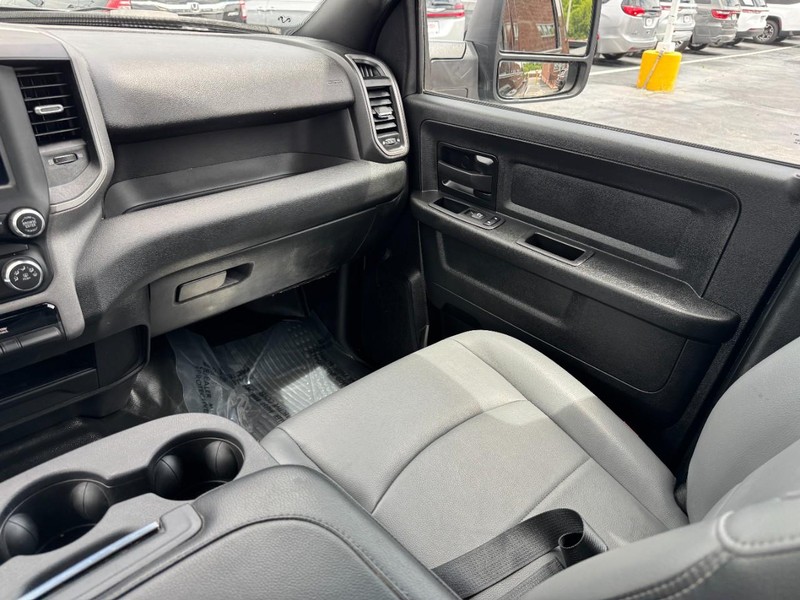Ram 3500 Vehicle Image 20