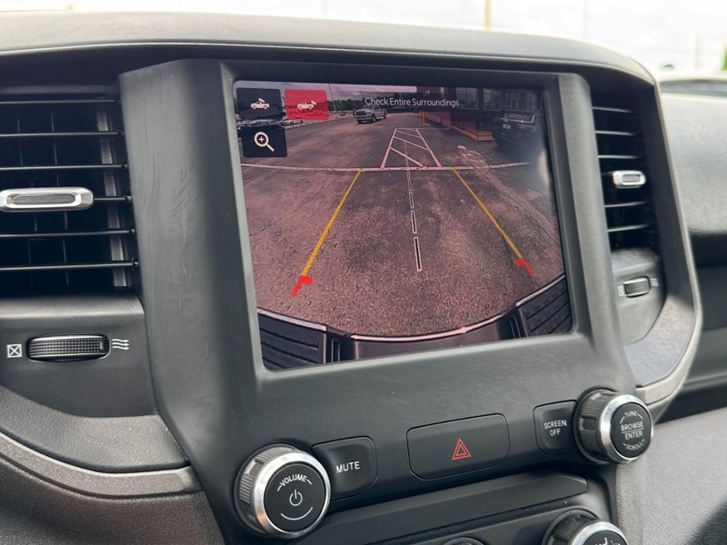 Ram 3500 Vehicle Image 26