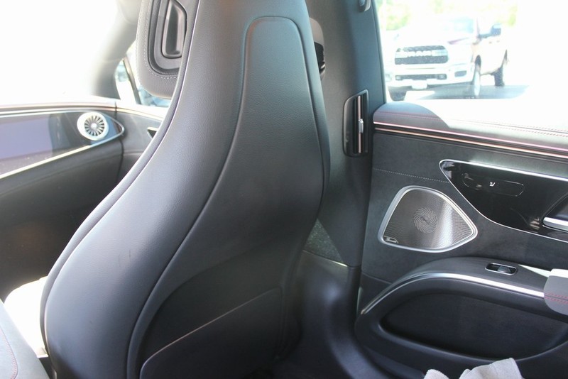 Mercedes-Benz EQS Vehicle Image 17