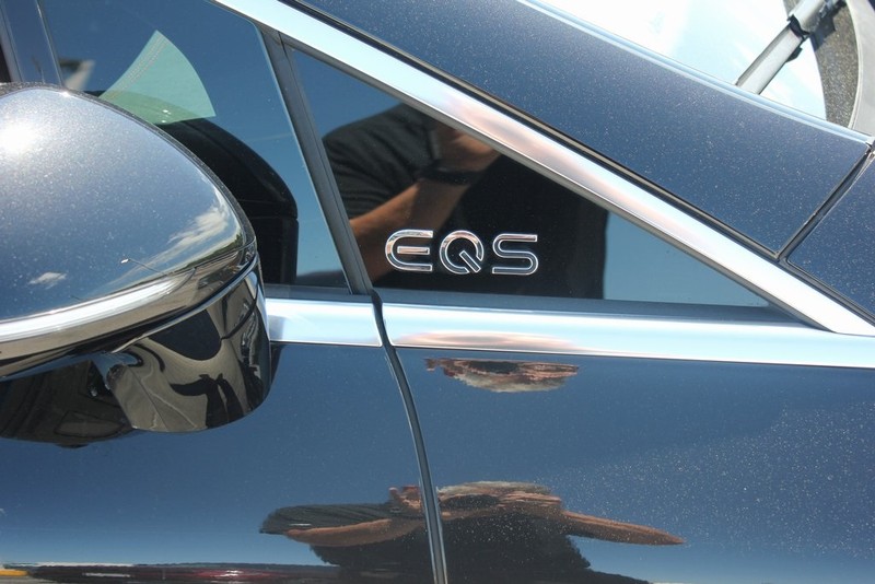 Mercedes-Benz EQS Vehicle Image 35