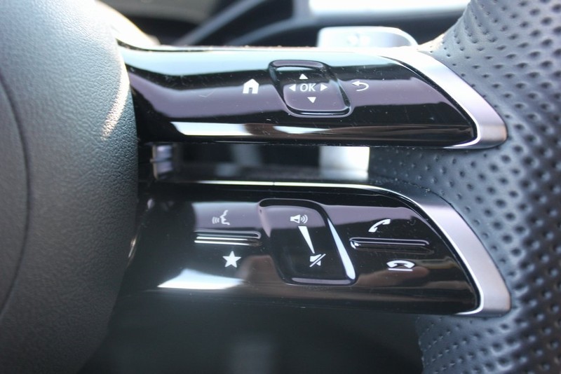 Mercedes-Benz EQS Vehicle Image 47