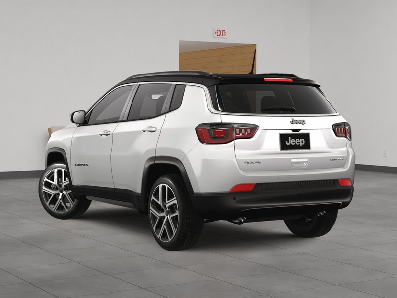 Jeep Compass Vehicle Image 04