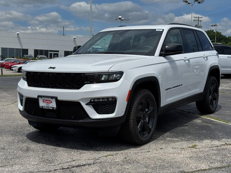 Jeep Grand Cherokee Vehicle Image 08