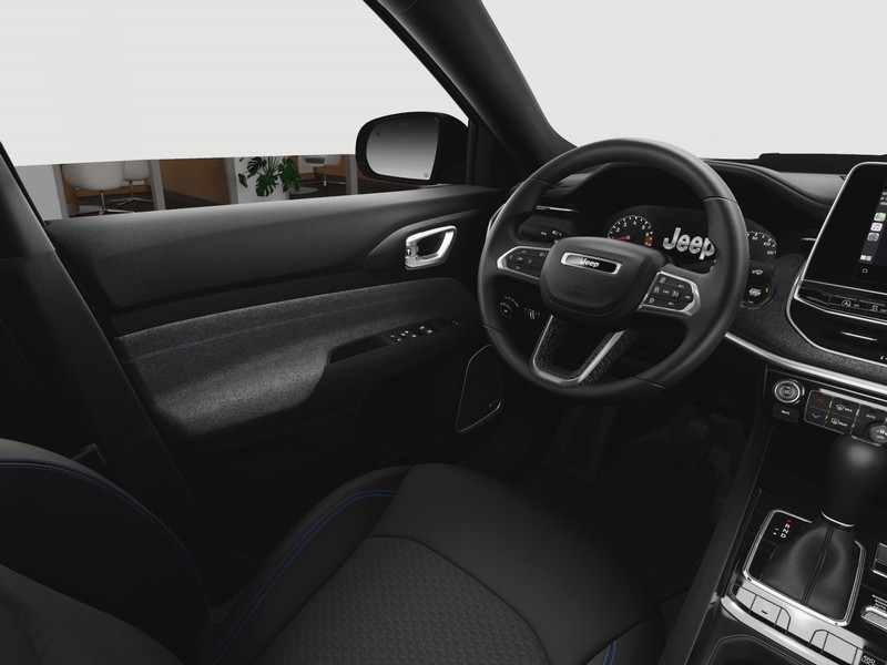 Jeep Compass Vehicle Image 24