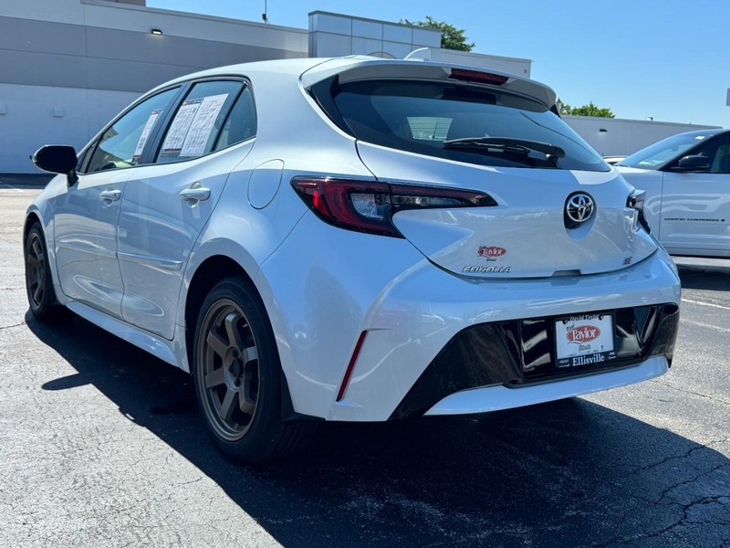 Toyota Corolla Hatchback Vehicle Image 04