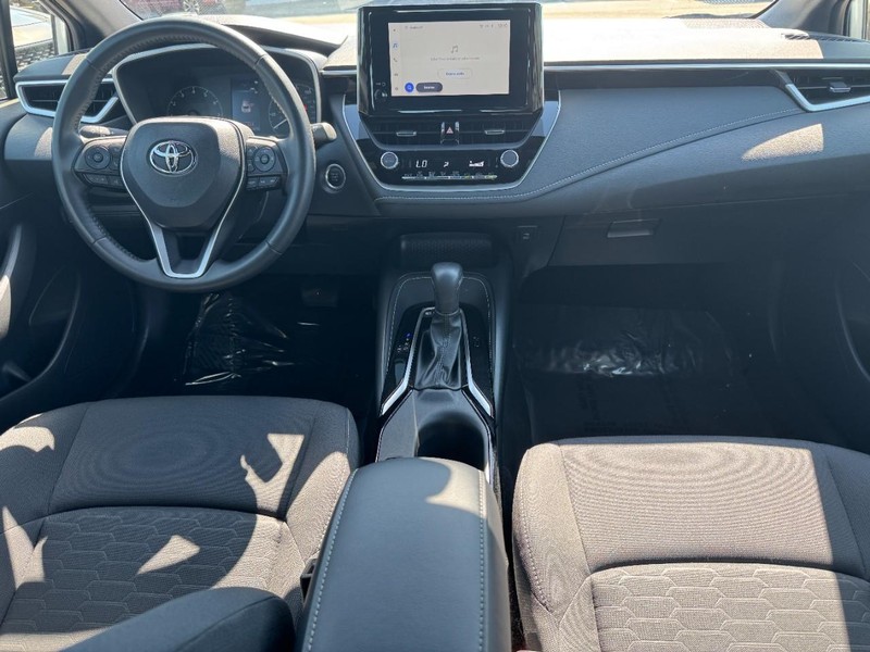 Toyota Corolla Hatchback Vehicle Image 16