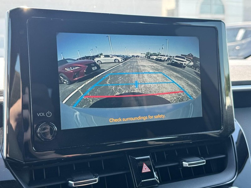 Toyota Corolla Hatchback Vehicle Image 26