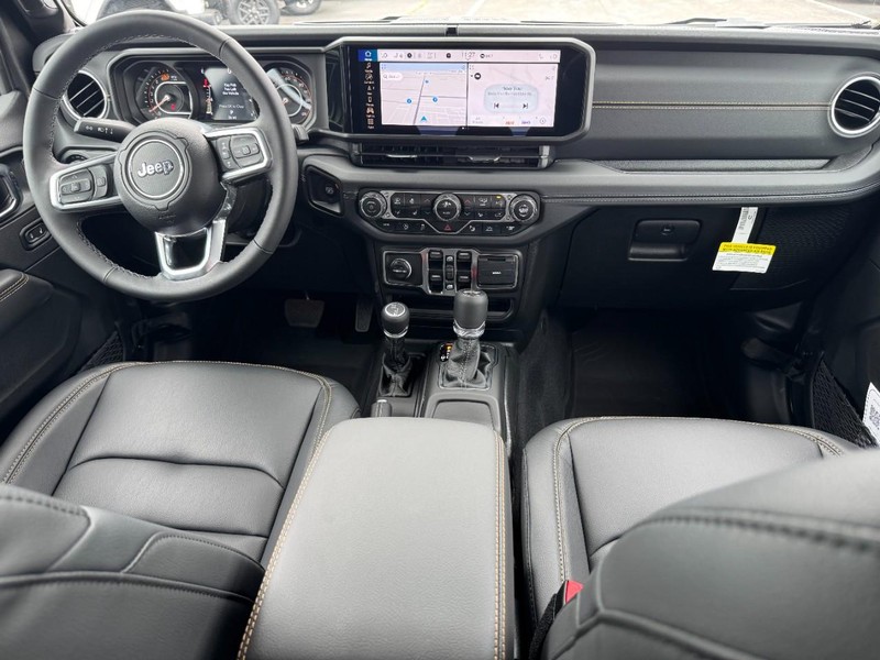 Jeep Wrangler Vehicle Image 16