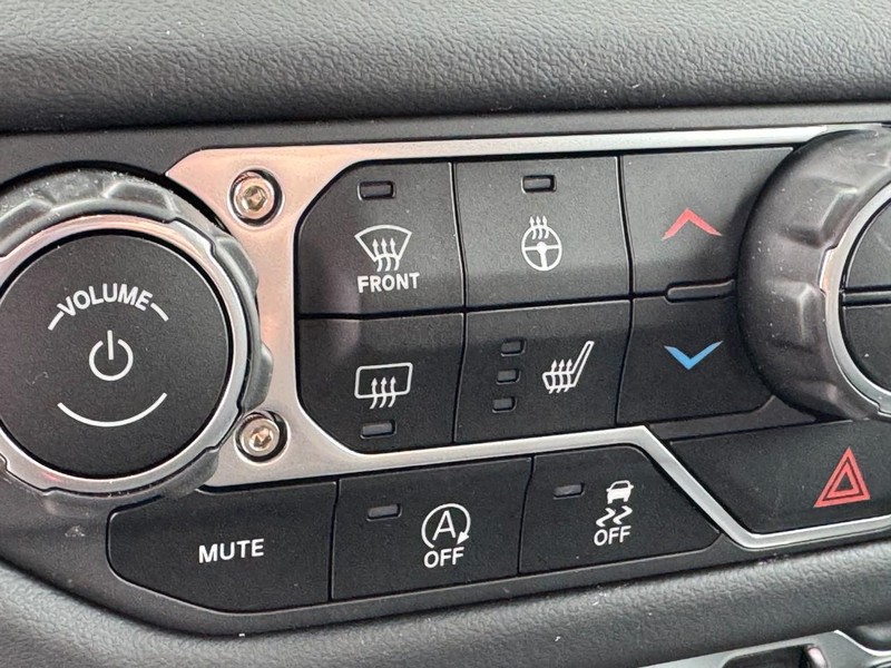 Jeep Wrangler Vehicle Image 30