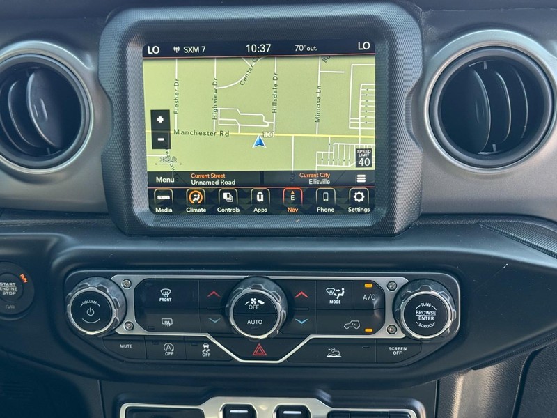 Jeep Wrangler Vehicle Image 19