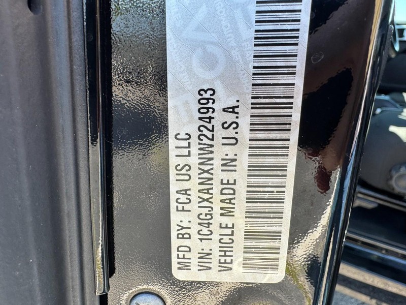 Jeep Wrangler Vehicle Image 31