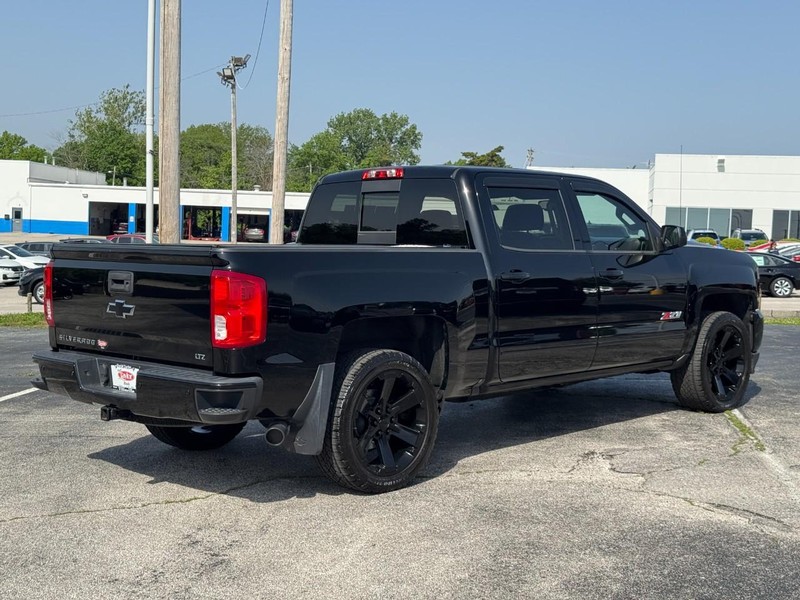 Chevrolet Silverado 1500 Vehicle Image 03