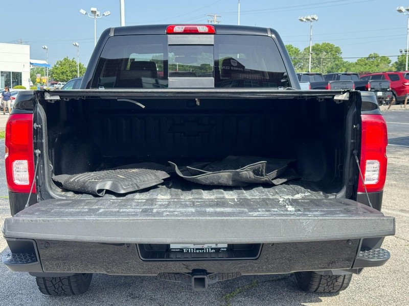 Chevrolet Silverado 1500 Vehicle Image 04