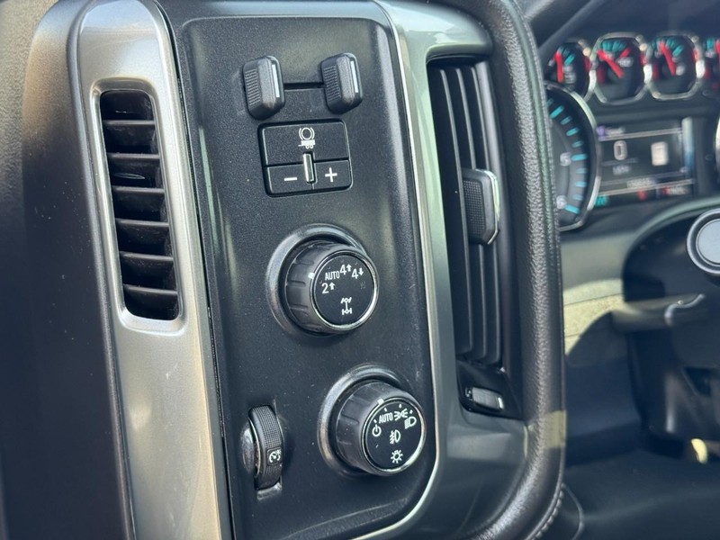 Chevrolet Silverado 1500 Vehicle Image 19