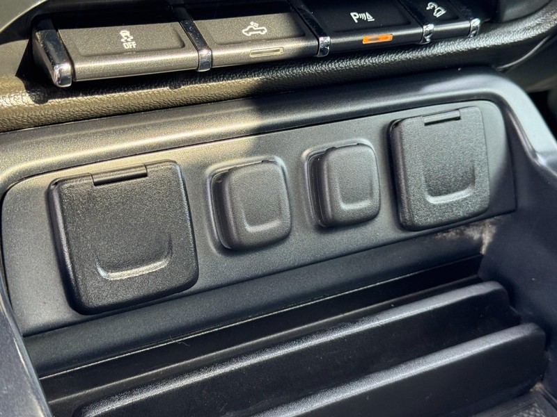 Chevrolet Silverado 1500 Vehicle Image 25