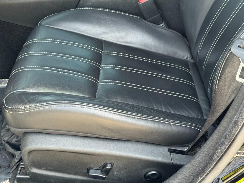 Chrysler 300 Vehicle Image 27