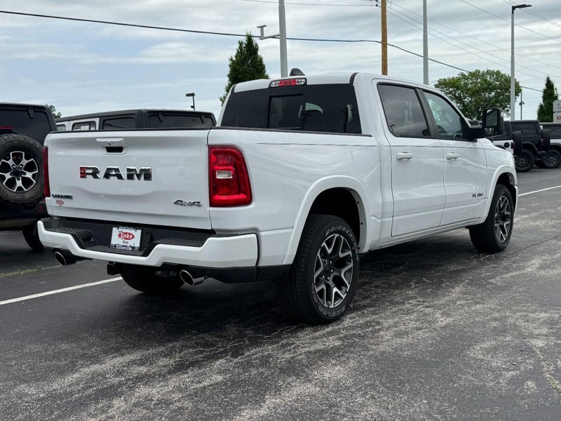 Ram 1500 Vehicle Image 03