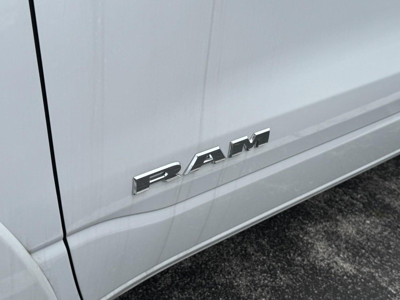 Ram 1500 Vehicle Image 12