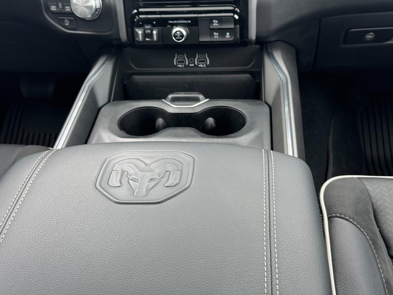 Ram 1500 Vehicle Image 20