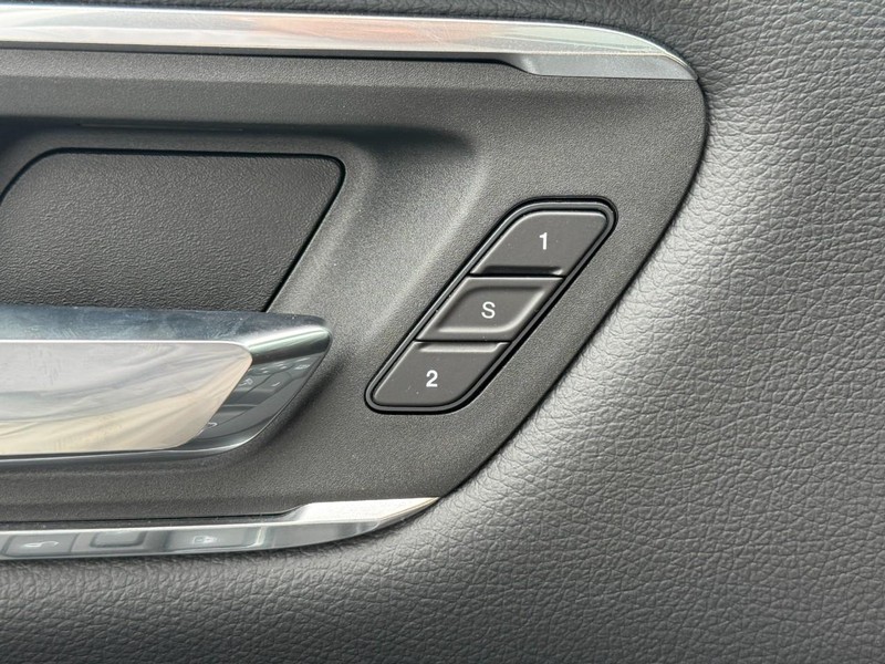 Ram 1500 Vehicle Image 22