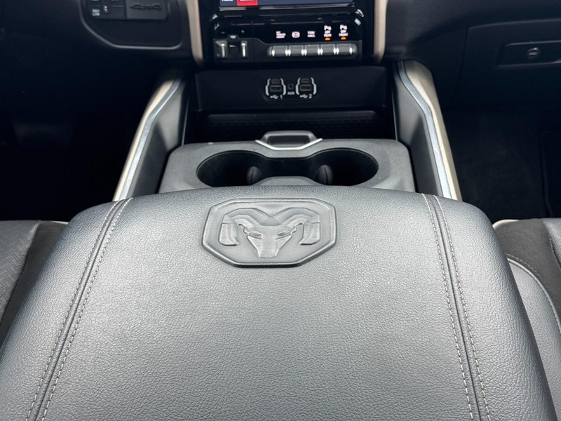 Ram 2500 Vehicle Image 23