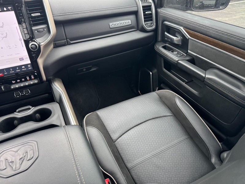 Ram 2500 Vehicle Image 24