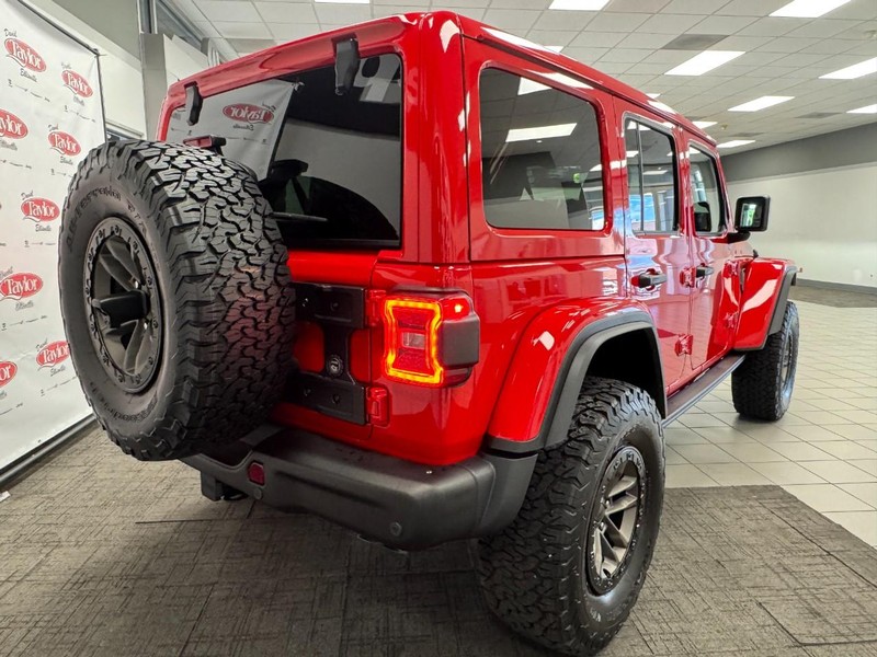 Jeep Wrangler Vehicle Image 03