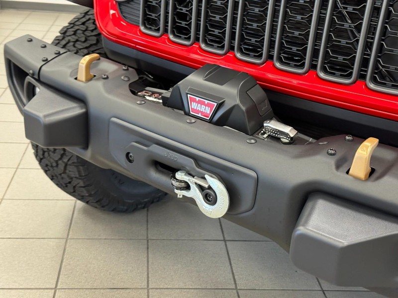 Jeep Wrangler Vehicle Image 11
