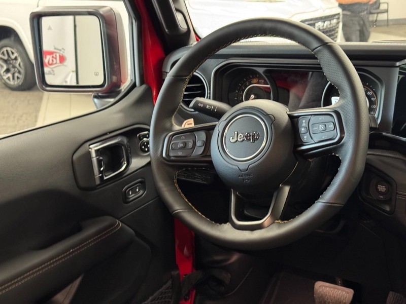 Jeep Wrangler Vehicle Image 19