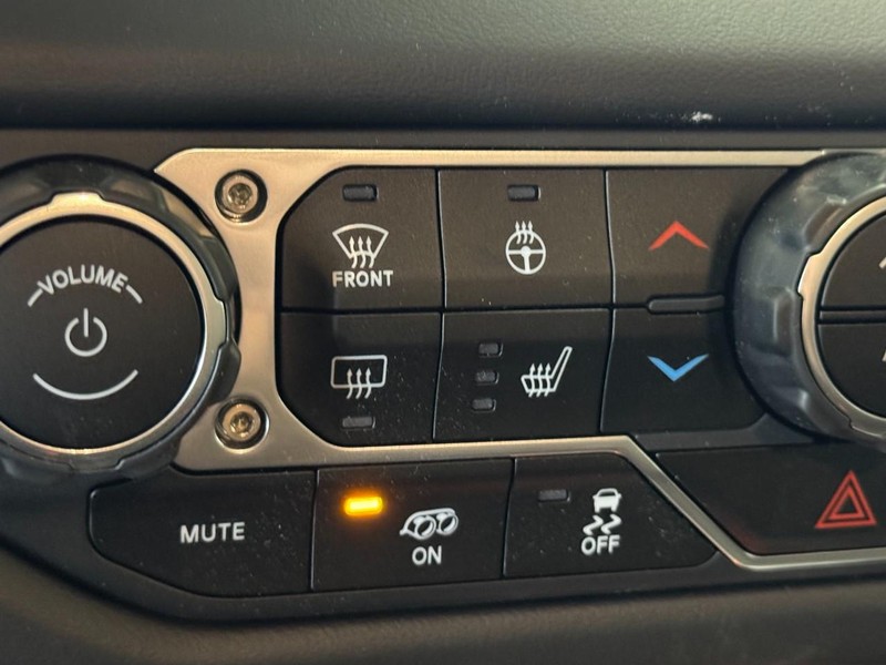 Jeep Wrangler Vehicle Image 29