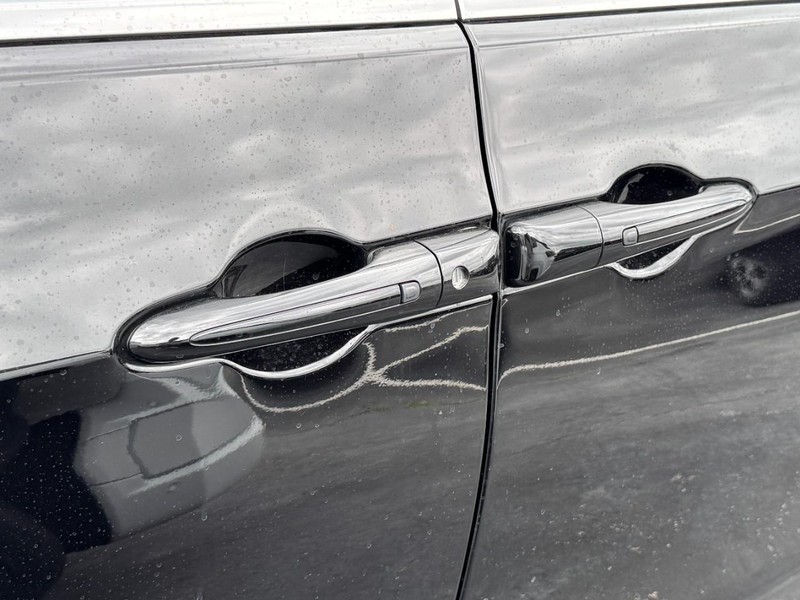 Chrysler Voyager Vehicle Image 12