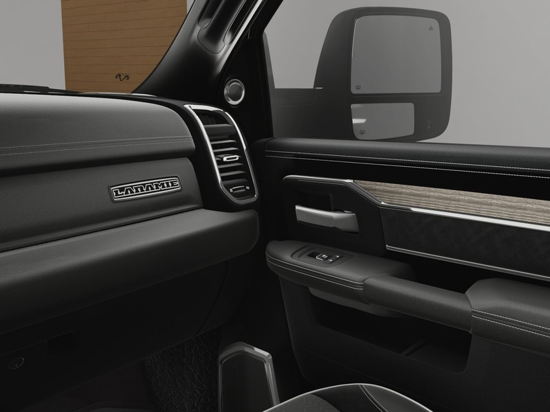 Ram 2500 Vehicle Image 24