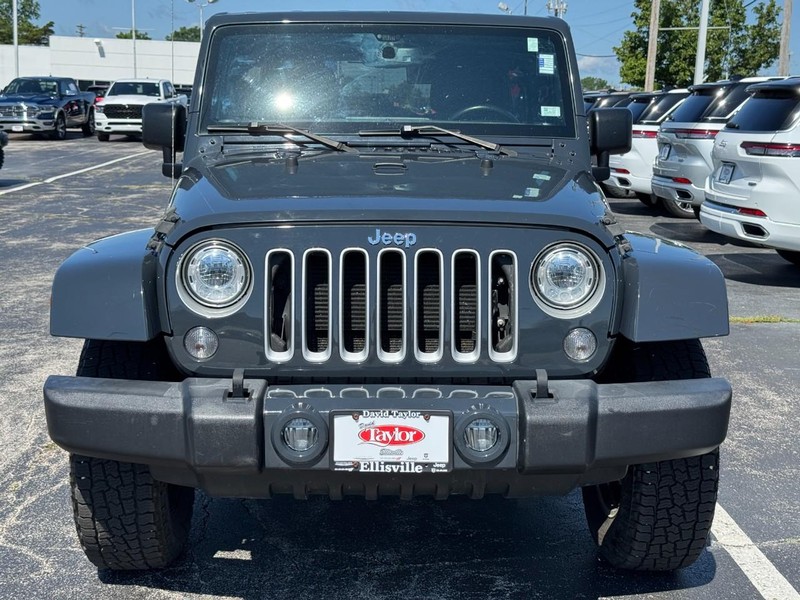 Jeep Wrangler Unlimited Vehicle Image 09