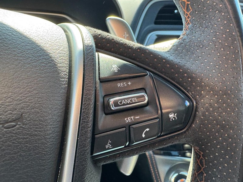 Nissan Maxima Vehicle Image 23