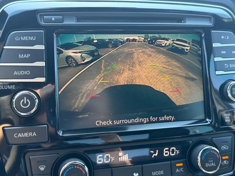 Nissan Maxima Vehicle Image 28