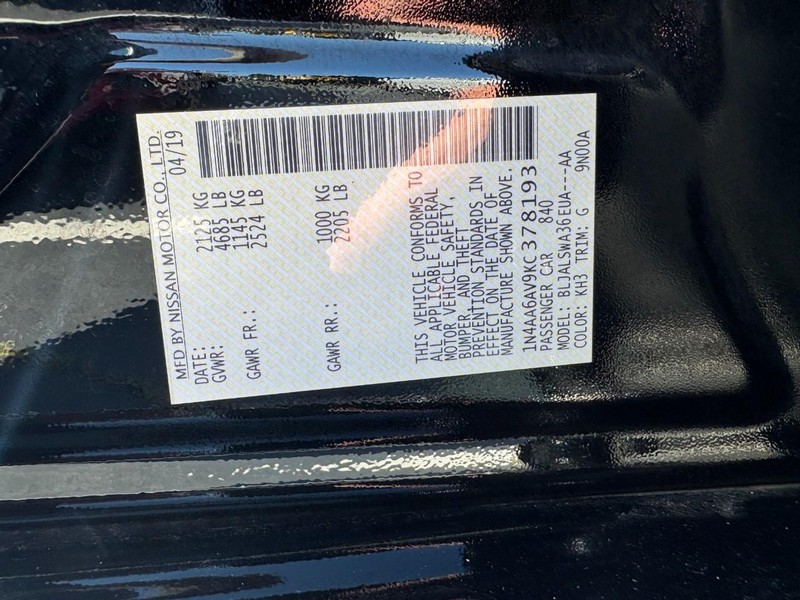 Nissan Maxima Vehicle Image 31