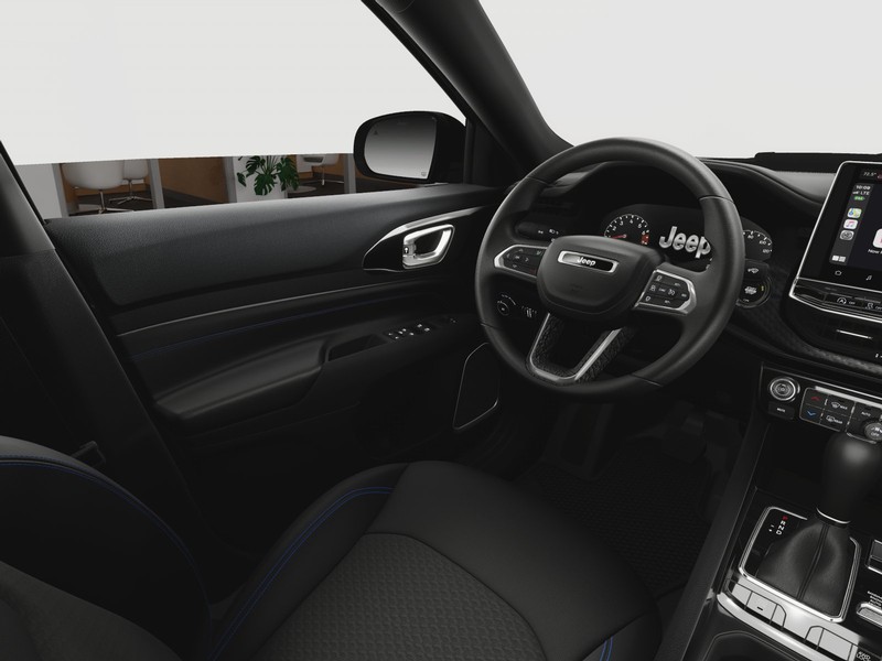 Jeep Compass Vehicle Image 24